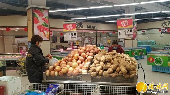 榆林市商务局向市场投放储备蔬菜2655吨
