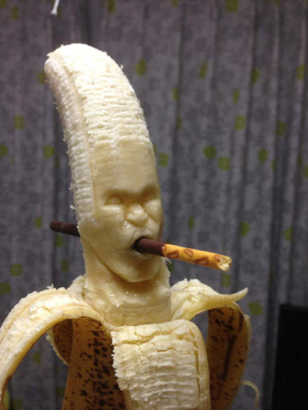 12万美元的香蕉当场被吃 吊炸天的香蕉艺术你见过吗？