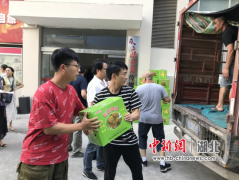 宜昌三驻村单位为贫困村销售“扶贫梨”五万多斤